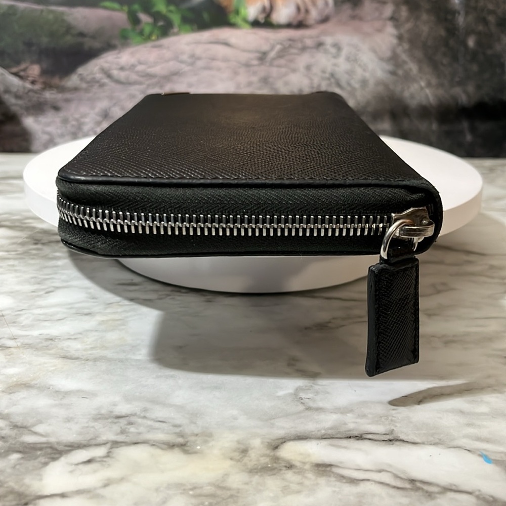 PRADA long Business Wallet Black Staffiano Leather Unisex. In GUC. - Picture 8 of 17